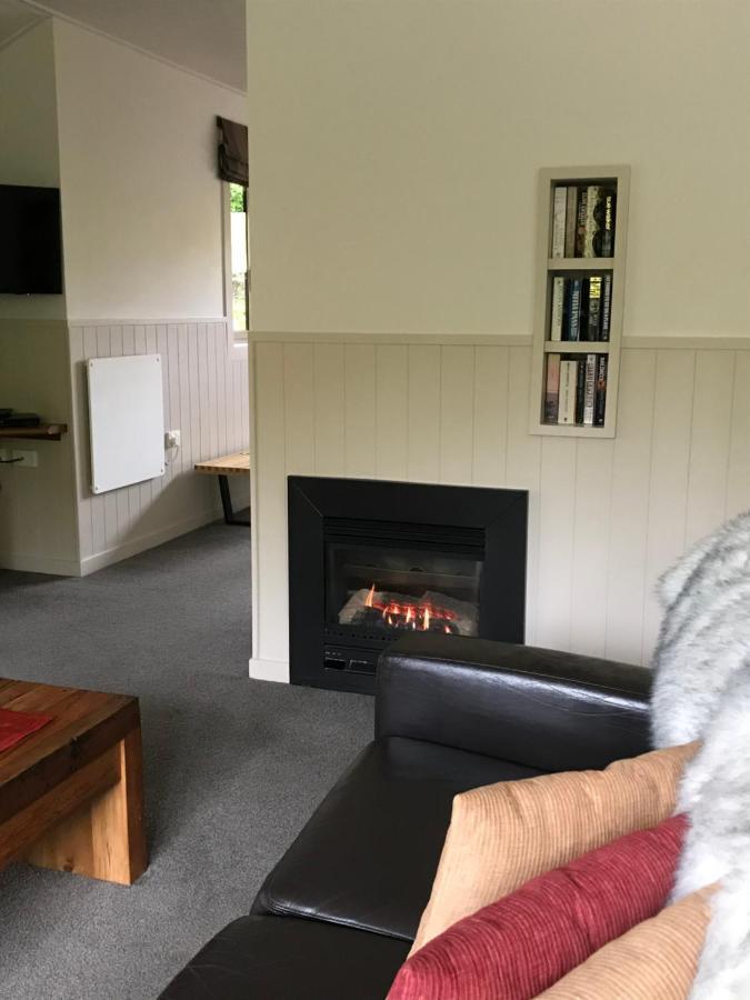 Burn Cottage Retreat Cromwell Exteriör bild