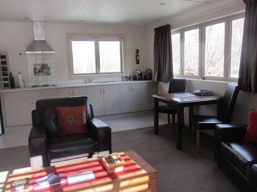 Burn Cottage Retreat Cromwell Exteriör bild
